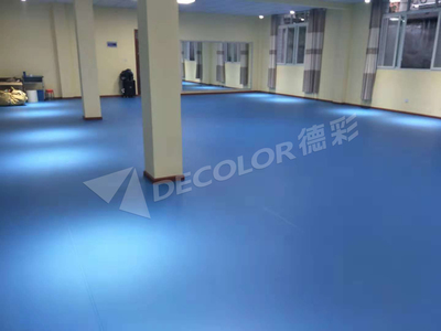 籃球場塑膠地板表示:我百搭,快來撩我!